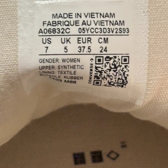 Converse Chuck Taylor All Star Shoes - Picture 6 of 9